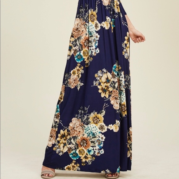 Reborn J navy floral maxi - Picture 2 of 4